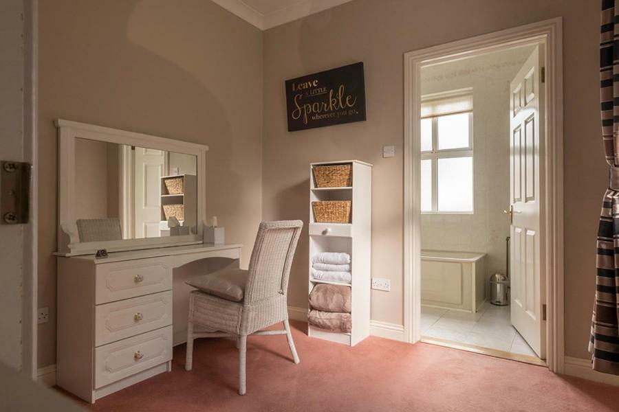 באליהוניס Mulberry Lodge Guest House מראה חיצוני תמונה